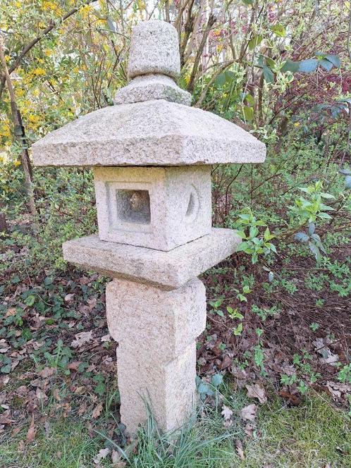 Japanse stenen lantaarn (ikekomo doro), Tuin en Terras, Tuinbeelden, Gebruikt, Overige typen, Steen, Ophalen