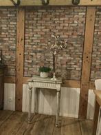 Pront kasteel tafeltje, Ophalen