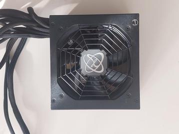 550v bronze 80 plus XFX PC-voeding beschikbaar voor biedingen