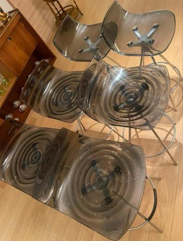 Belles chaises hautes design Calligari - 40€ beschikbaar voor biedingen