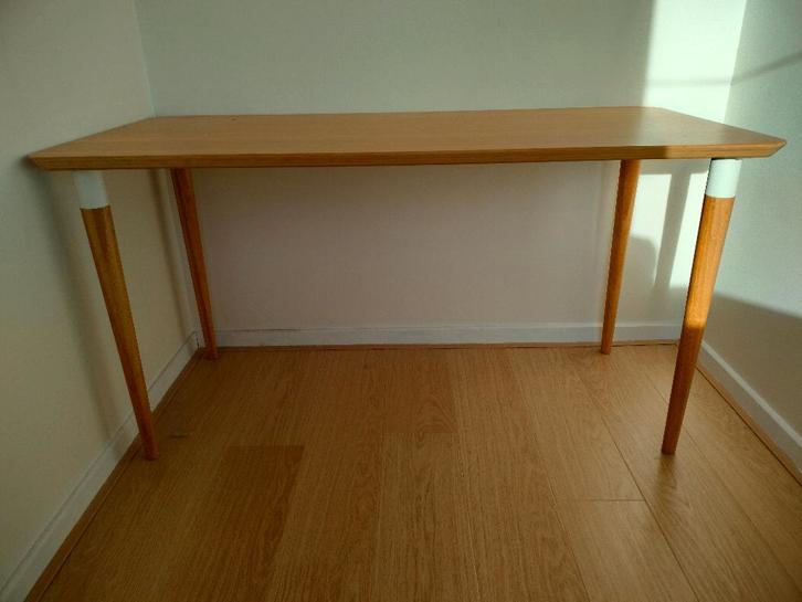 Nieuwe bureautafel bamboe Anfallare / Hilver, Huis en Inrichting, Bureaus, Nieuw, Bureau, Ophalen