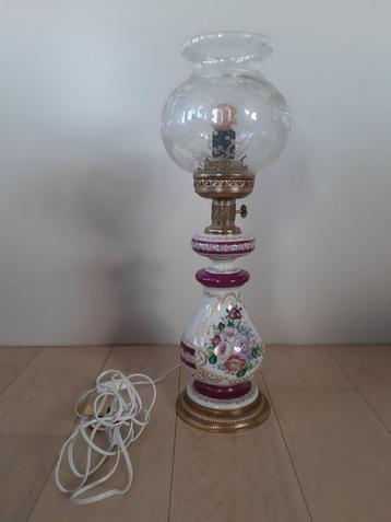 Mooie beschilderde staande lamp beschikbaar voor biedingen