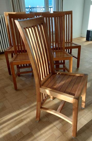 Stoelen van massief teakhout beschikbaar voor biedingen