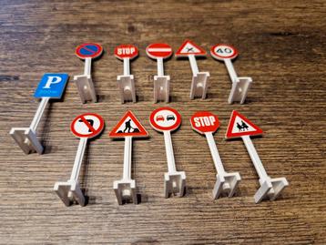 Lego 6315 Road signs beschikbaar voor biedingen