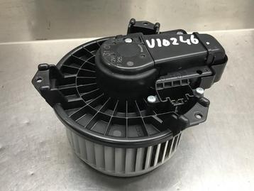 KACHEL VENTILATORMOTOR Toyota Yaris III (P13) beschikbaar voor biedingen
