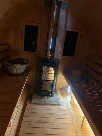 Sauna extérieur avec poêle à bois 