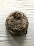Oude cloche hoed van bont voor dames 1900, taupe grijs, Kleding | Dames, Ophalen, Nieuw, 56 of 57 cm (M, 7 of 7⅛ inch), Hoed