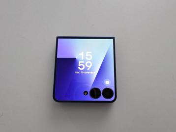 Samsung Z Flip 7 blauw 256 GB gegarandeerd beschikbaar voor biedingen