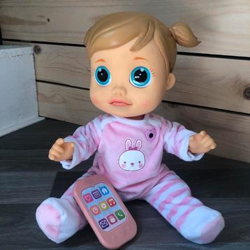 Poupée BABY WOW Alice IMC Toys disponible aux enchères