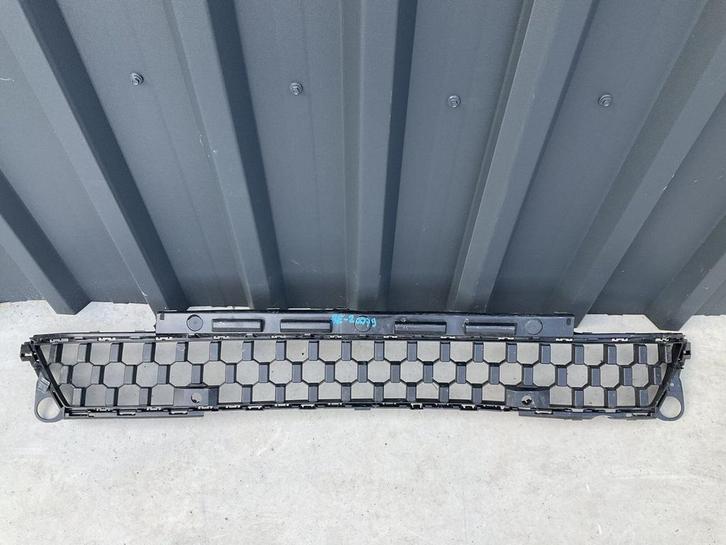 Bumper Grill Renault MEGANE 5 E-TECH 622546114R 622542660R R, Auto-onderdelen, Overige Auto-onderdelen, Gebruikt, 6 maanden garantie
