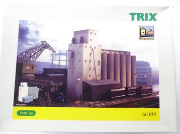 Trix 66109 - Silo à céréales