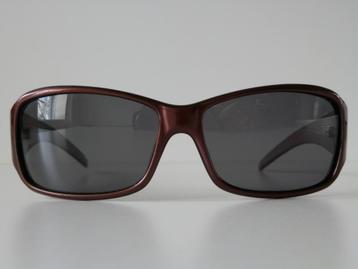 Knobbout zonnebril. AP3-1006. Unisex. beschikbaar voor biedingen
