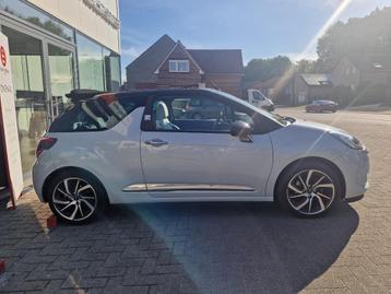 DS3 Cabrio 1.2 PureTech 110pk EAT, Auto's, DS, 1199 cc, Cabriolet, Wit, Leder