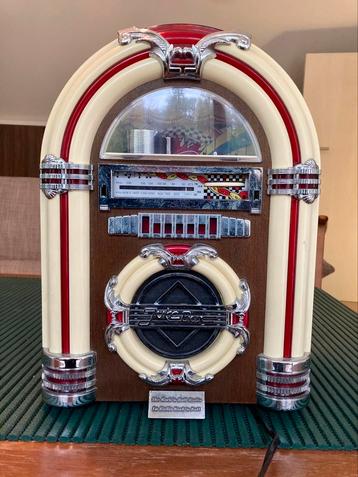 Spirit of St. Louis Collectors’ Edition retro jukebox radio beschikbaar voor biedingen