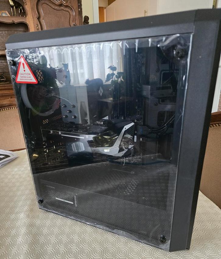 tour pc i5 9600k, Informatique & Logiciels, Ordinateurs de bureau, Comme neuf, HDD, SSD, 16 GB, Avec carte vidéo, Enlèvement
