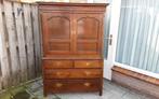 Antiek Wales kabinet, Ophalen
