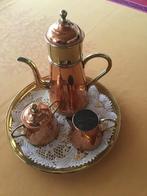 koper koffieservies met melk en suikerpot, Ophalen