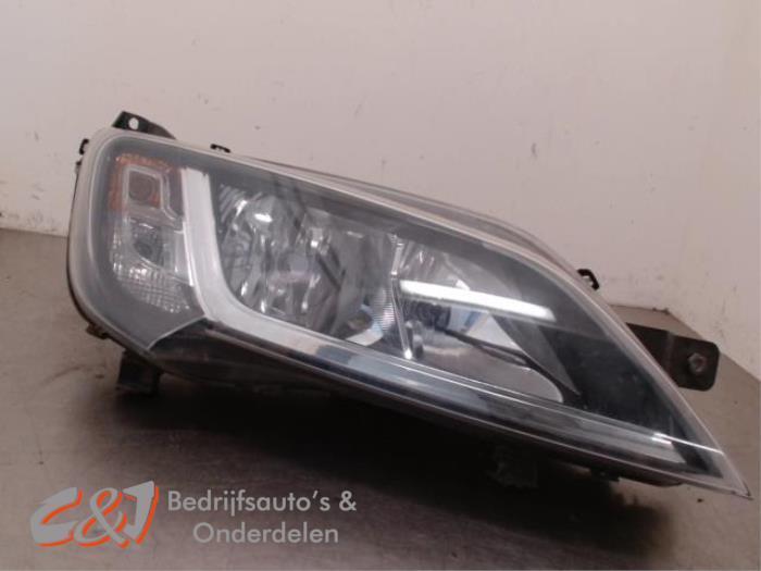 Phare droit d'un Peugeot Boxer, Autos : Pièces & Accessoires, Éclairage, Peugeot, Utilisé, 3 mois de garantie, Enlèvement ou Envoi