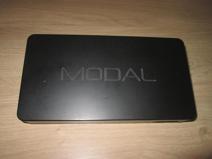 Modal Electronics Skulpt 4-Voice Analog Synthesizer - Zwart, Muziek en Instrumenten, Synthesizers, Zo goed als nieuw, Overige aantallen