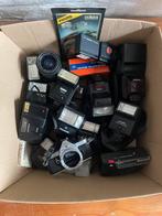 Lot vintage camera’s en accessoires, Audio, Tv en Foto, Ophalen of Verzenden, Canon