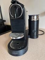 De Nespresso koffiemachine met melkopschuimer, Ophalen, Gebruikt