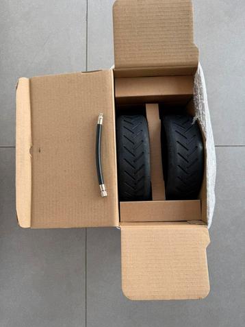 2 nieuwe binnen - en buitenbanden e-step. 8,5 inch ., Enlèvement ou Envoi, Neuf