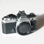 NIKON, Audio, Tv en Foto, Fotocamera's Analoog, Spiegelreflex, Gebruikt, Ophalen of Verzenden, Nikon