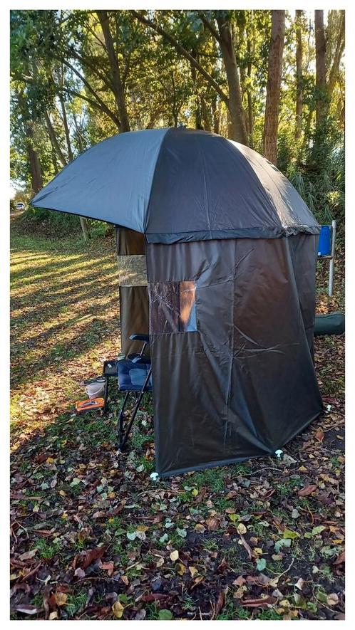 Parapluie de pêche avec housse latérale zippée, Sports nautiques & Bateaux, Pêche à la ligne | Général, Comme neuf, Autres types