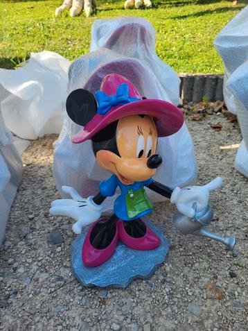 Minnie avec arrosoir 50cm