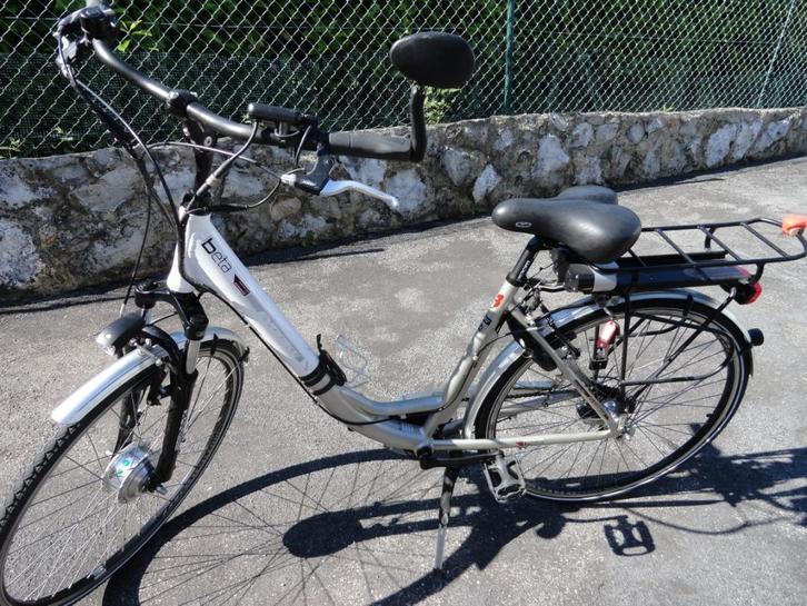 Evobike elektrische fiets voor dames, Fietsen en Brommers, Fietsen | Dames | Damesfietsen, Gebruikt, Overige merken, (Extra) lage instap