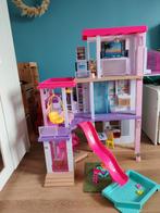 maison de Barbie achetée en décembre 23, comme neuve, Enlèvement ou Envoi, Comme neuf, Accessoires