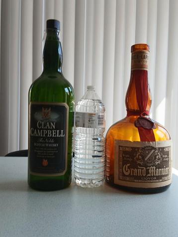 Grote Whisky en grand marnier fles, Verzamelen, Ophalen, Zo goed als nieuw