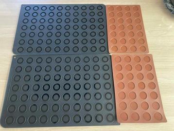 Macarons bakmatten - 4 stuks beschikbaar voor biedingen