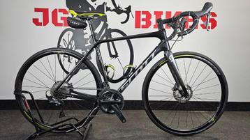 racefiets scott addict 10 disc carbon ultegra beschikbaar voor biedingen