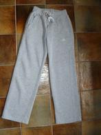 Warme sport jogging broek van le coq sportif, maat 128, Ophalen of Verzenden, Le coq sportif, Broek