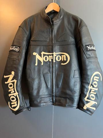 Lederen motorvest Norton maat L beschikbaar voor biedingen