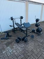 Multifunctionele benchpress met gewichten & opbergrek, Sport en Fitness, Fitnessmaterialen, Ophalen, Zo goed als nieuw, Benen
