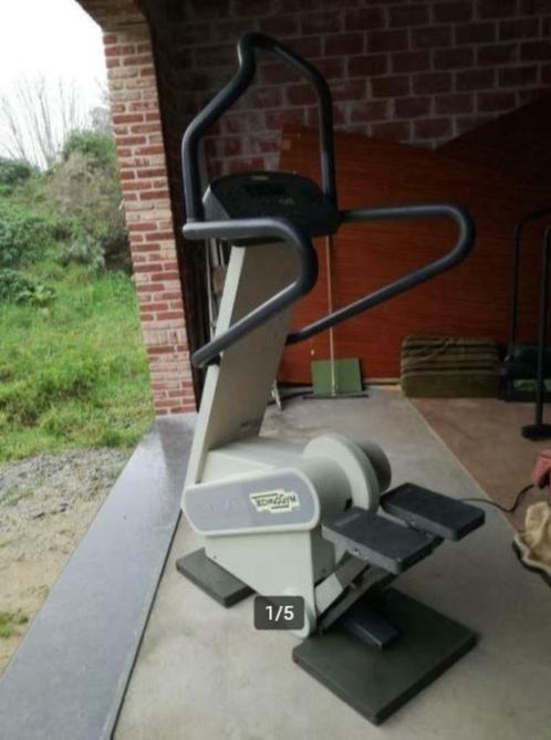 TechnoGym Stepper. Topmerk Professioneel cardio apparaat., Sport en Fitness, Fitnessapparatuur, Zo goed als nieuw, Stepapparaat