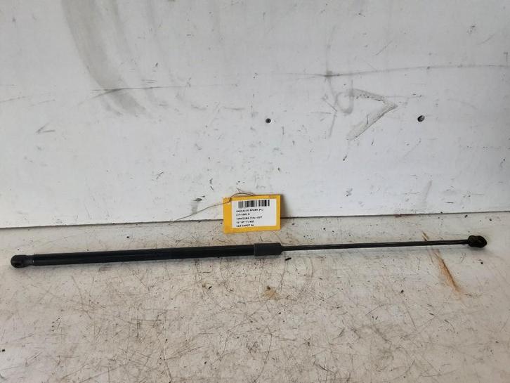 MOTORKAP SLOT Audi A3 Sportback (8VA / 8VF) (8V082335904S), Auto-onderdelen, Carrosserie, Audi, Gebruikt