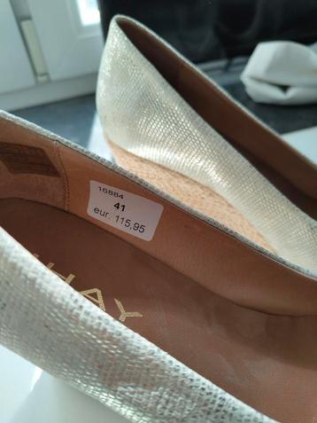 Damesschoenen beschikbaar voor biedingen
