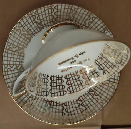 tasse et soucoupe cadeau de communion vintage, Collections, Porcelaine, Cristal & Couverts, Neuf, Tasse et/ou soucoupe, Porcelaine