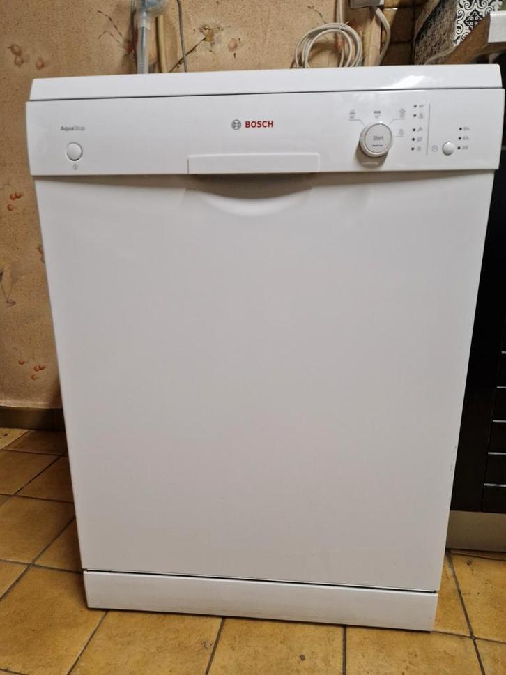 Bosch vaatwasmachine aan 200€, Elektronische apparatuur, Vaatwasmachines, Ophalen