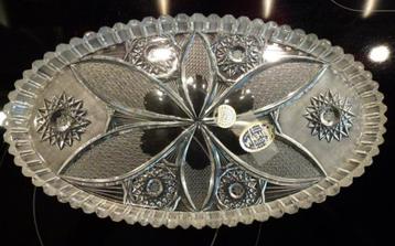 plat ovale en cristal Hall 28 x L 15,5 x H 2 cm, Enlèvement ou Envoi, Comme neuf, Autres matériaux, Balance
