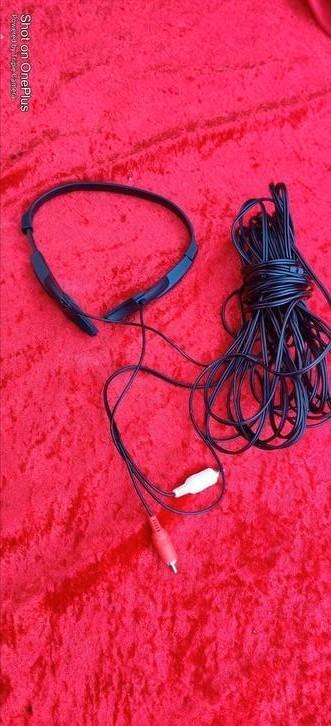 Bose Adaptiq Audio Calibration set of head set beschikbaar voor biedingen