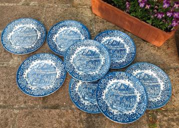8 borden Royal Tudor Ware beschikbaar voor biedingen