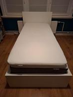 1-persoonsbed met lattenbodem, matras, topper en nachtkastje, Huis en Inrichting, Slaapkamer | Bedden, Ophalen, Gebruikt, 90 cm