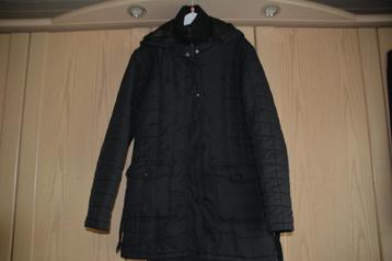 Winterjas maat 164 beschikbaar voor biedingen