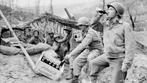 WW2 paire de bouteilles Coca Cola 1944, Ophalen of Verzenden, Landmacht, Overige typen