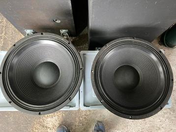 4x haut parleur 18´ QSC subwoofer beschikbaar voor biedingen