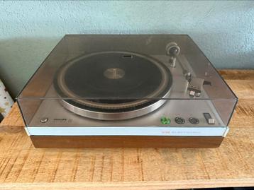 Philips 212 vintage platenspeler  beschikbaar voor biedingen